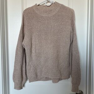 Old Navy Knit Cream Sweater Size Medium